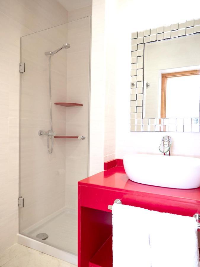 Comfortable House In Tias With Free Parking Exterior photo